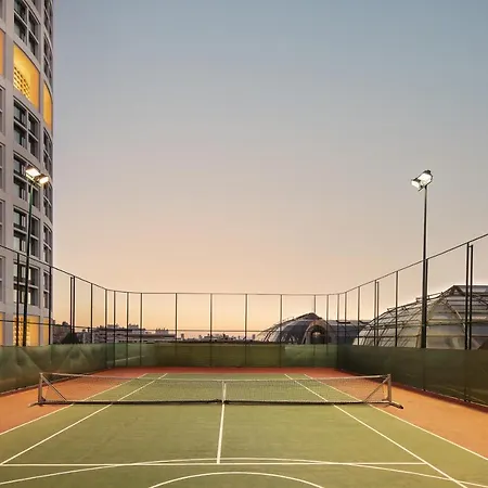 Sheraton & Convention Center Szálloda 5*