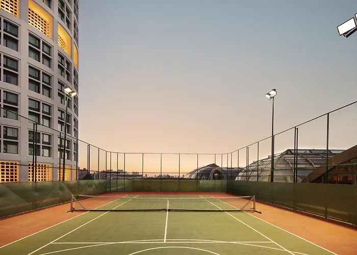 Sheraton & Convention Center Отель 5*