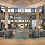 Отель Sheraton & Convention Center