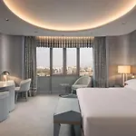 Отель Sheraton & Convention Center