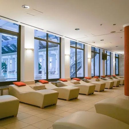 Sheraton & Convention Center
