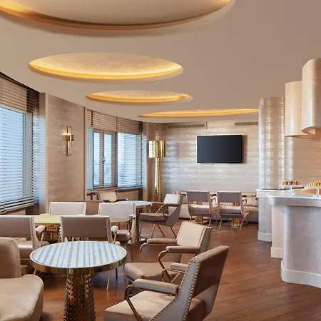 Sheraton & Convention Center Ξενοδοχείο 5*