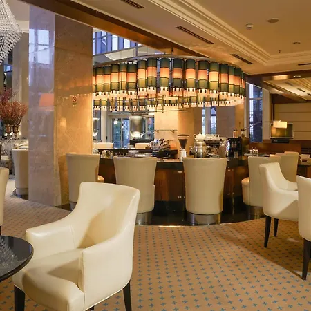 Hotell Sheraton & Convention Center