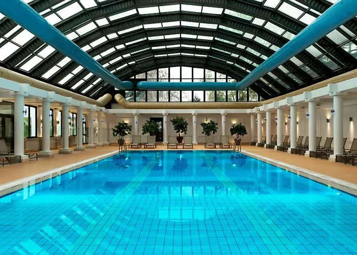 Sheraton Hotel&convention Center