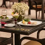 Hotel Sheraton & Convention Center