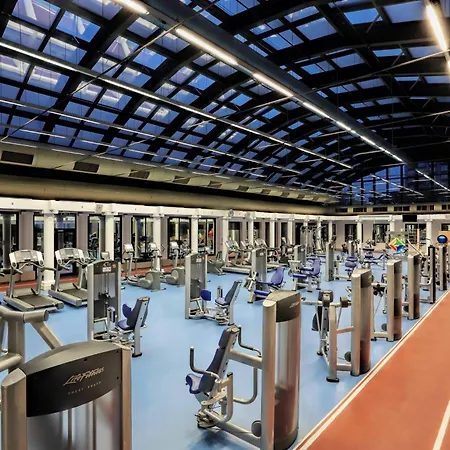 Sheraton & Convention Center