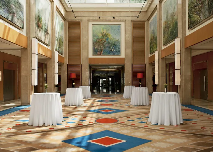 Hotel Sheraton & Convention Center